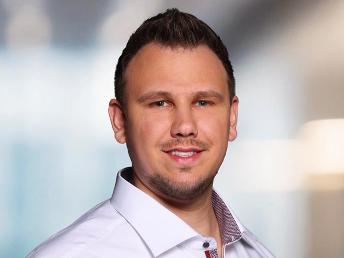 Simon Becker